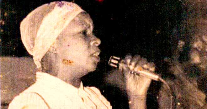 La mort d'Angèle Moussounda "Mère Angèle", étoile étincelante de la danse moderne. angele-moussounda