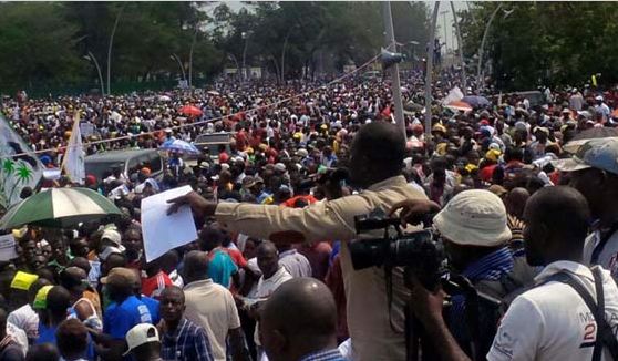 Manifestation monstre à Brazzaville contre le projet de réforme constitutionnelle de Sassou Nguesso (+vidéo)