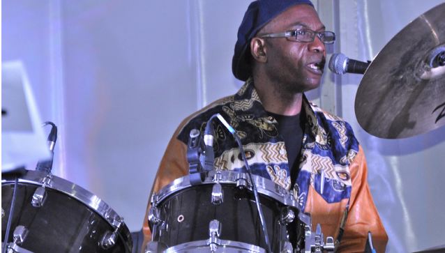 David Tochino BINIAKOUNOU, Génial rythmicien d’une grande habileté