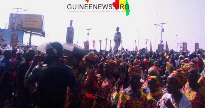 Accueil triomphal du Roi Mohammed VI, un grand leader africain, en République de Guinée.