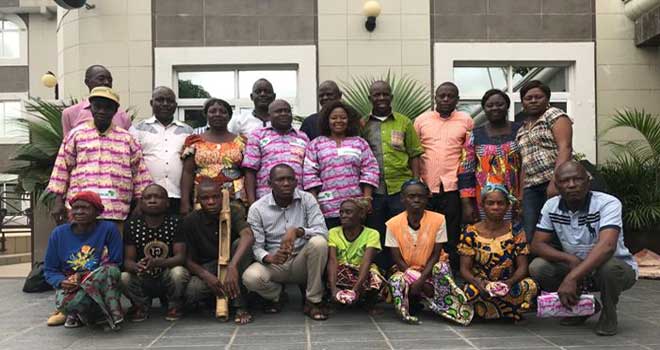 Les autorités congolaises mettre fin à la campagne de sensibilisation de Greenpeace Africa sur l&rsquo;importance de la forêt du bassin du Congo