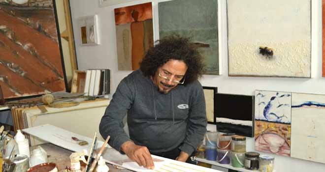 Arts plastiques: Mustapha Ghizlani expose sa « Terre en vertical» à Casablanca Arts plastiques: Mustapha Ghizlani expose sa « Terre en vertical» à Casablanca