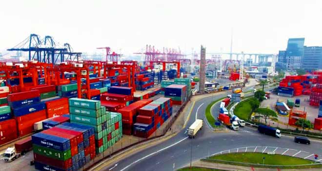 La croissance du commerce mondial poursuit sa lancée