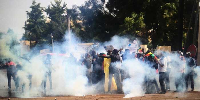 Violences au Mali: La France renouvelle son attachement au respect du droit à manifester pacifiquement Violences au Mali: La France renouvelle son attachement au respect du droit à manifester pacifiquement