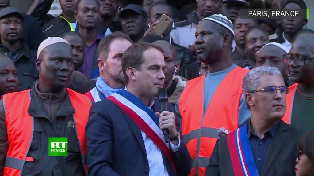 France: Le maire de Montreuil réquisitionne des bureaux pour reloger 150 migrants maliens France: Le maire de Montreuil réquisitionne des bureaux pour reloger 150 migrants maliens