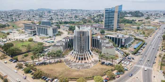 Gabon : une équipe d’experts médicaux chinois à Libreville pour le traitement gratuit de hernie (REPORTAGE) Gabon : une équipe d’experts médicaux chinois à Libreville pour le traitement gratuit de hernie (REPORTAGE)