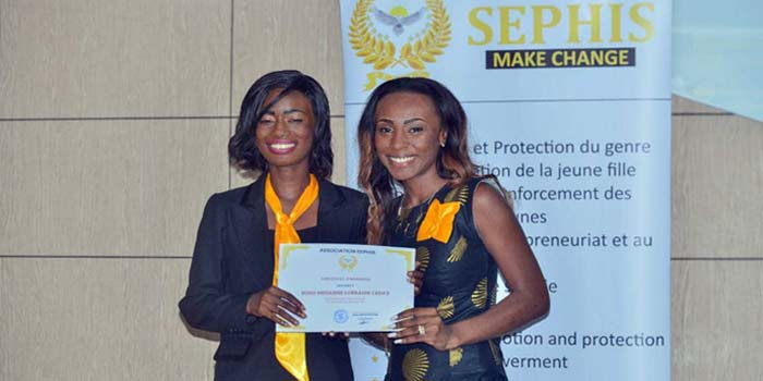 Abidjan: Meganne Boho distinguée pour son engagement civique en faveur de l’autonomisation des femmes Abidjan: Meganne Boho distinguée pour son engagement civique en faveur de l’autonomisation des femmes