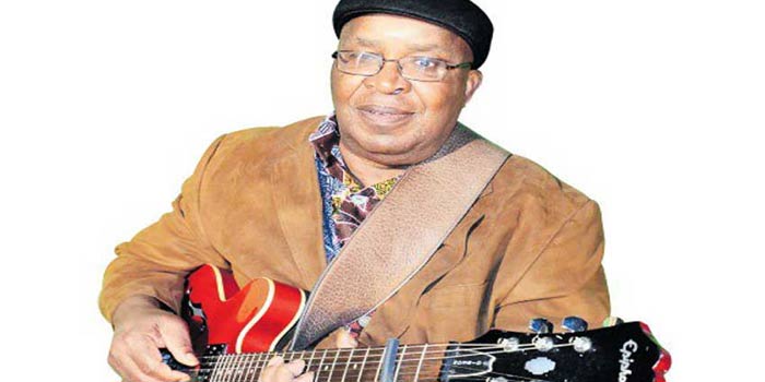 Mose Sengo « Fanfan », l’auteur en 1975 avec l’OK Jazz du mémorable tube « Dje Melasi », s’en est allé. Mose Sengo « Fanfan », l’auteur en 1975 avec l’OK Jazz du mémorable tube « Dje Melasi », s’en est allé.