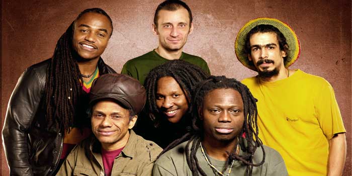 « Kongo Rêvlution » : l&rsquo;album emblématique du Groupe « Nzela » du congolais Aimé Onouka – Paris –