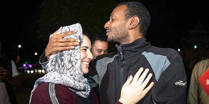 Le Roi du Maroc met un terme heureux à l’affaire Hajar Raissouni