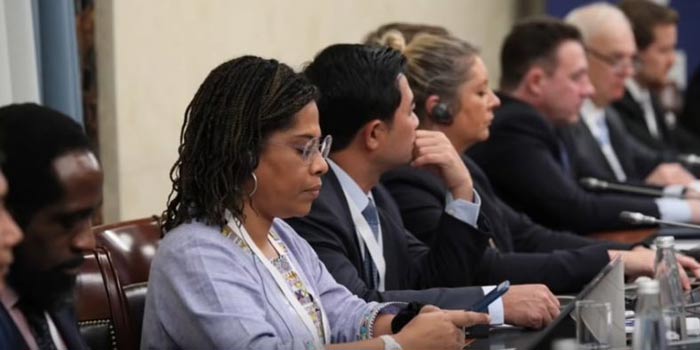 Nathalie Yamb à la Chambre Civique de la Fédération de Russie: les Ivoiriens les plus pauvres se trouvent parmi ceux qui font la richesse du pays