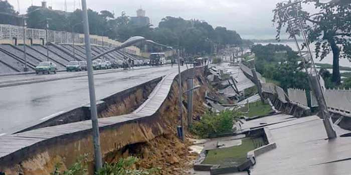 Foutez la paix aux Chinois Foutez la paix aux Chinois