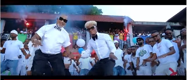 Koffi Olomide et Gaz Fabilouss - AYE