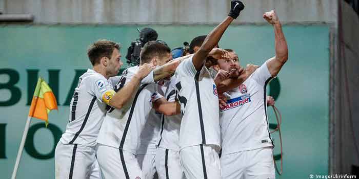 Mbokani-et-ses-coequipiers-de-Dynamo-Kiev