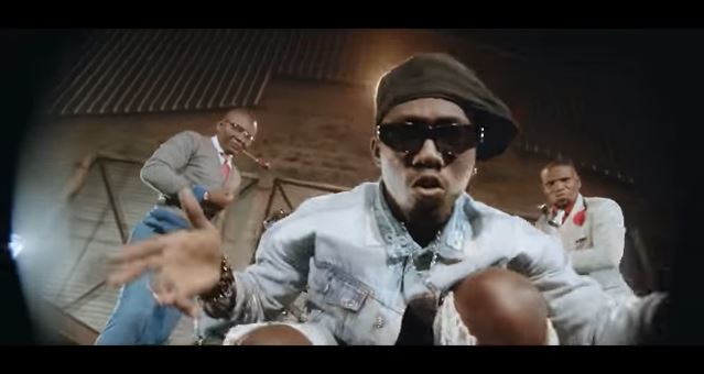 Congo: Instant détente avec Sam Samouraï dans « Maratamarero » (Clip Officiel)