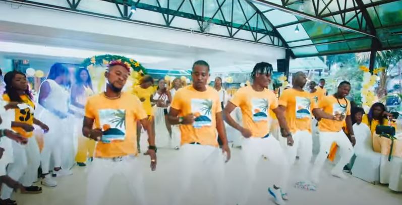Congo. Instant détente avec Extra Musica Nouvel Horizon dans « Ya Polo » [Clip Officiel]