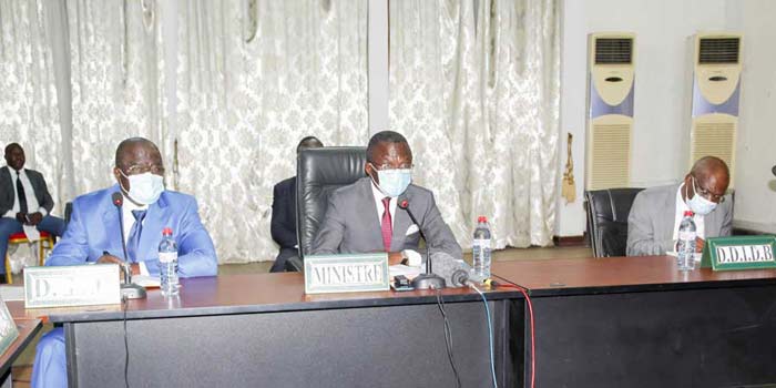 Congo. Le ministre Ludovic Ngatsé lance un appel aux responsables des services d’assiettes de Brazzaville pour atteindre les objectifs 2022 en matière des ressources intérieures le-ministre-Ludovic-Ngatse