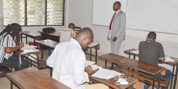 Concours d’entrée à l’Institut de l’économie et des finances: 85 Congolais affrontent les épreuves à Brazzaville Concours d’entrée à l’Institut de l’économie et des finances: 85 Congolais affrontent les épreuves à Brazzaville