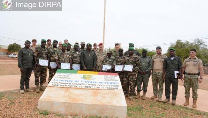 Mali: 1ère Région Militaire : des sous-officiers outillés pour former leurs pairs sur les techniques de combat et les fouilles.