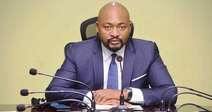 Centrafrique : mise en place d’un comité chargé de la correction des anomalies sur le fichier de paie de l’Etat Herve-Ndobat,-ministre-des-Finances-et-du-Budget