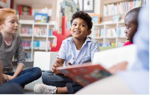 Attaques contre l'éducation: La Fondation Education Above All et ses partenaires lancent le portail de données TRACE eleves