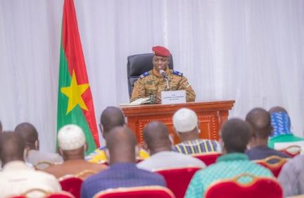 Rencontre avec les VDP : le Chef de l’Etat appelle à l’union et au professionnalisme