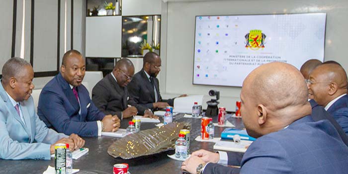 Transport ferroviaire: la société belge Vecturis présente sa vision pour une optimisation du chemin de fer en République du Congo Transport ferroviaire: la société belge Vecturis présente sa vision pour une optimisation du chemin de fer en République du Congo