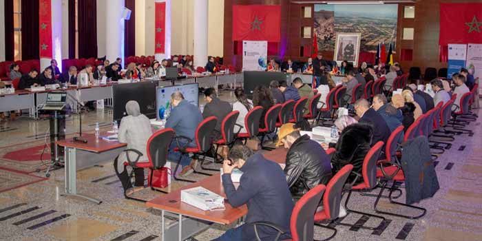 Béni Mellal: Le CRI organise le premier colloque régional sur l’investissement diasporique (Maroc) Le-CRI-Beni-Mellal-organise-un-colloque-regional-sur-l_investissement-diasporique,-Maroc