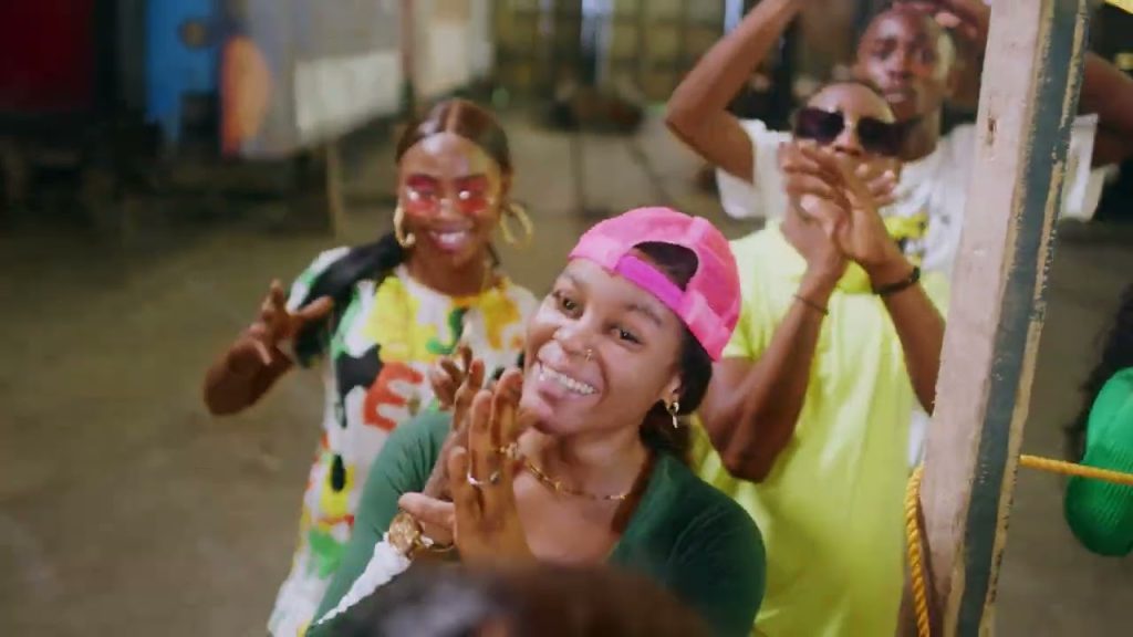 RDC. Instant détente avec Fabregas le Métis Noir dans « Gomme » (Clip Officiel)