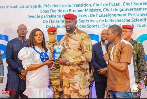 Guinée. 3ème édition du Salon de la lecture (SALEC) : Le Chef de l&rsquo;Etat à la cérémonie de clôture