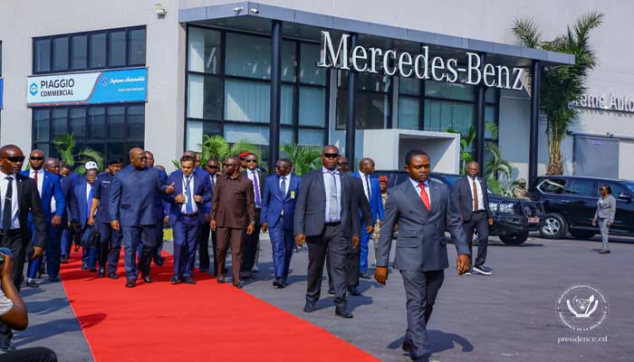 Le chef de l’état inaugure la première usine de montage de bus « Mercedes Benz » en RDC Le chef de l’état inaugure la première usine de montage de bus « Mercedes Benz » en RDC
