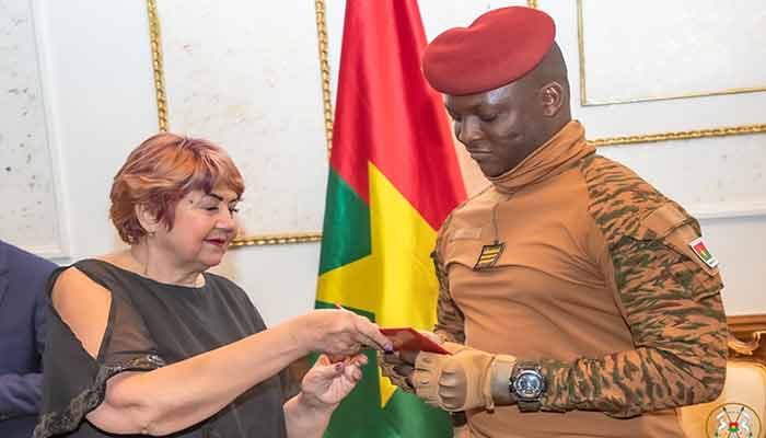 Burkina Faso/Diplomatie : le Président de la Transition décoré de la Médaille des BRICS