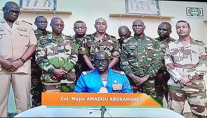Niger : le président Bazoum destitué par des officiers de l’armée destitution-du-president-du-niger-par-les-officiers-de-l_armee