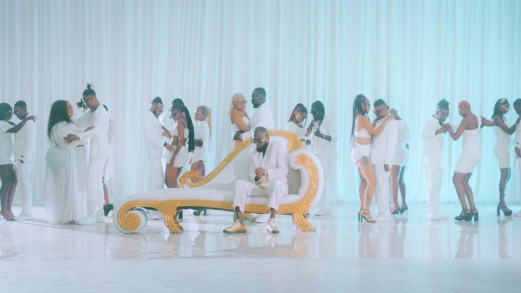 RDC. Instant détente avec Fabregas le Métis Noir dans « Histoire d’Amour » (Clip Officiel)