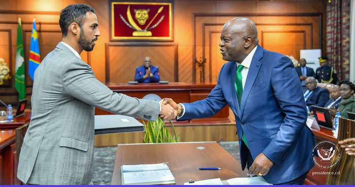 RD Congo. Le Président Félix Tshisekedi salue la signature d’un nouveau partenariat sur les mines avec les Emirats Arabes Unis RD Congo. Le Président Félix Tshisekedi salue la signature d’un nouveau partenariat sur les mines avec les Emirats Arabes Unis